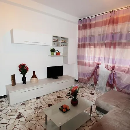 Apartment Podgora 13 Mestre Exterior photo