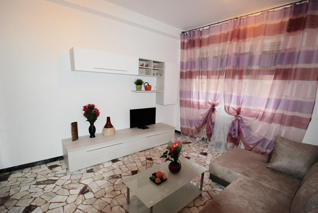 Apartment Podgora 13 *